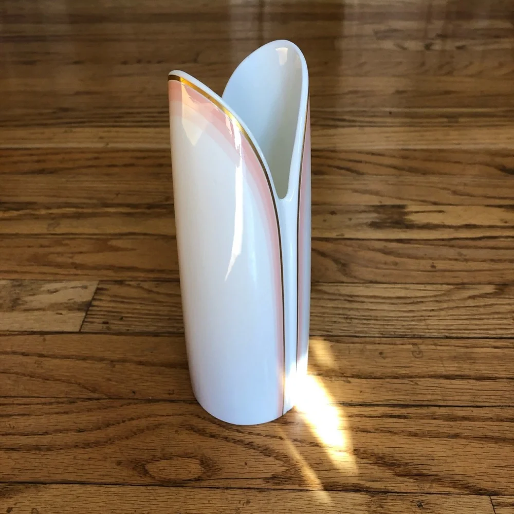 Vintage Deco Royal Doulton Impressions Lotus Vase by Gerald Gulotta